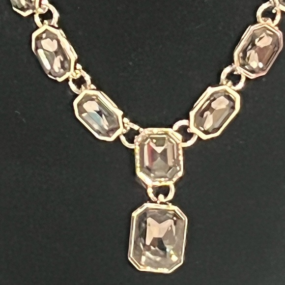 “NEW” FASHION JEWELRY SET - Picture 8 of 8